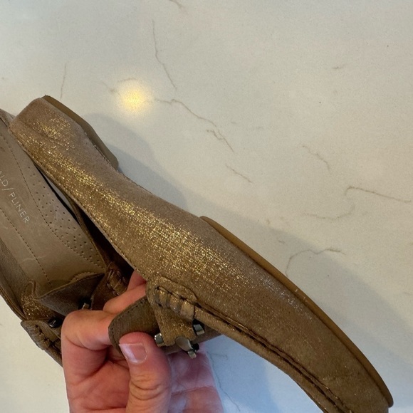 Donald Pliner Faye Light Bronze Distressed Metallic Bit Slide Mule / 7.5 - Picture 8 of 12